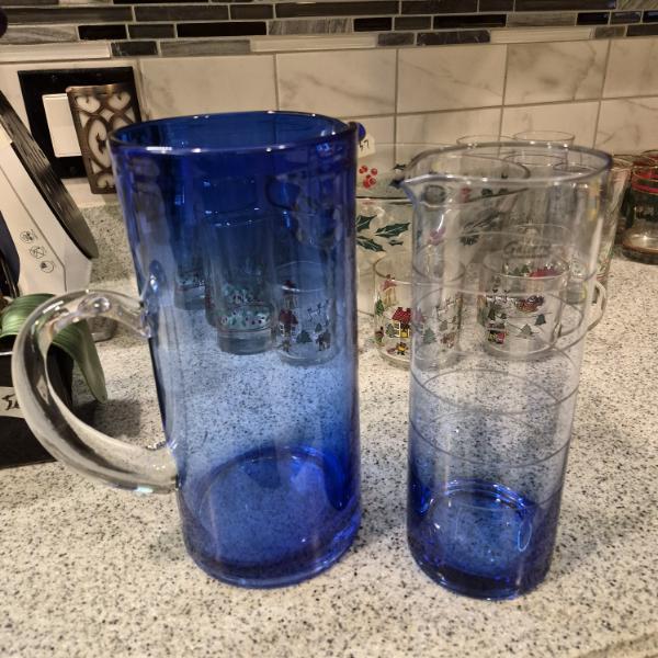 2 Pcs blue Tinted Tall Pitcher & Marked Measuring Pourer