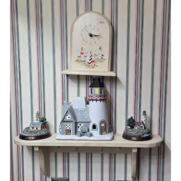 Louisville Home Pickup - Thomas Kinkade Lighthouses - Clock & Shelf - As shown