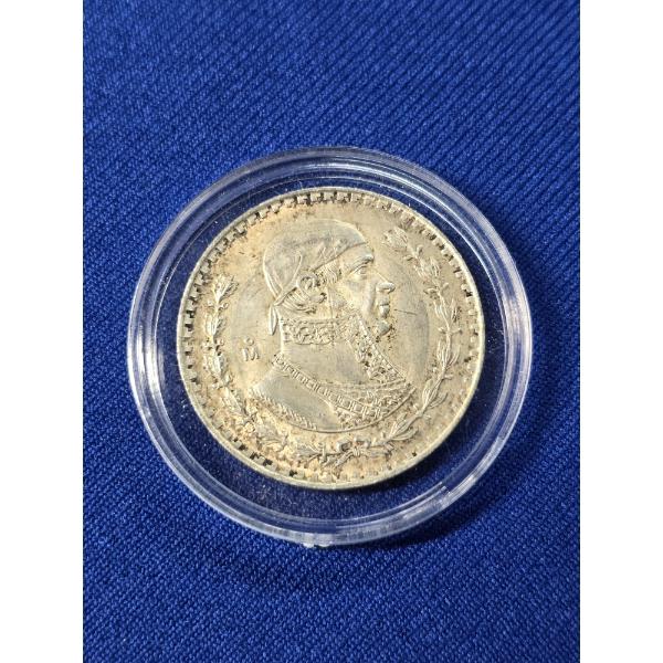 1962 Mo Mexican 1 Peso Coin - Very Nice Coin in Capsule