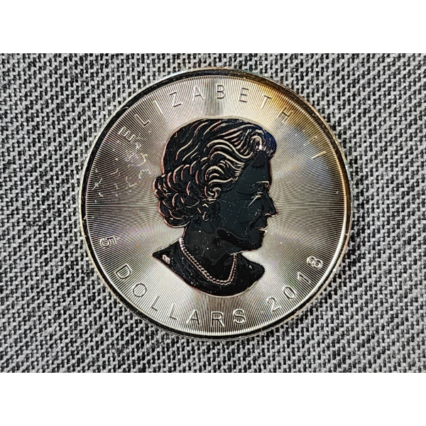 2018 Canada Maple Leaf 1 Troy Oz .9999 Fine Silver Round