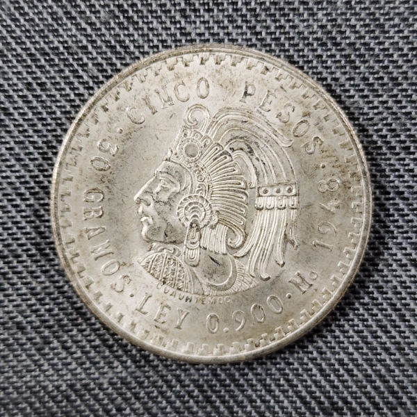 1948 Estados Unidos Mexicanos Cinco Pesos 90% Silver Coin ~ ASW: 0.8681 oz