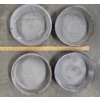 Image 6 : Vintage Enamelware Collection And Two Tin Maple Syrup Bucket Lids