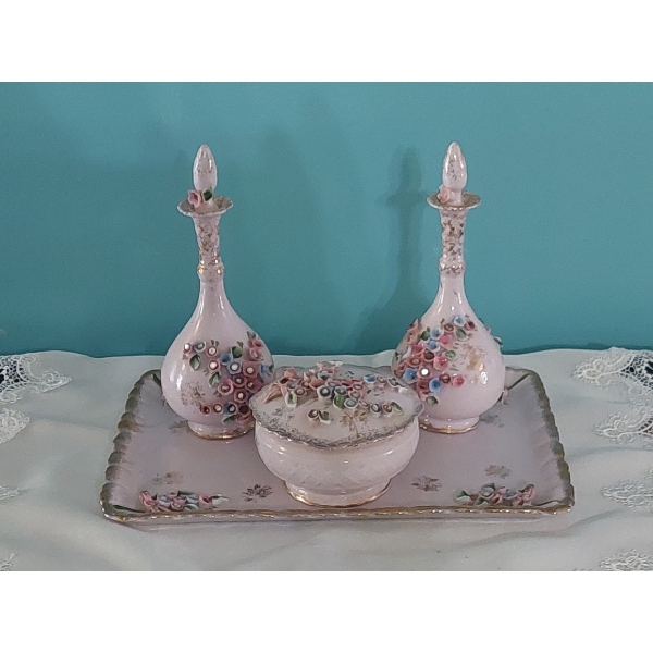 Vintage 5 Pc ladies Dresser Set - Pink Floral Motif - Underplate has been repaired  - see pics 