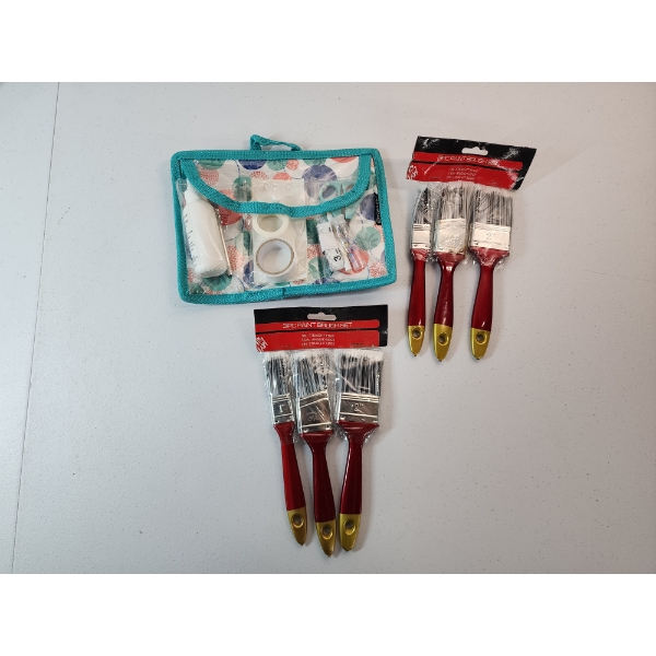 Mini Sewing Kit and 6 Paintbrushes