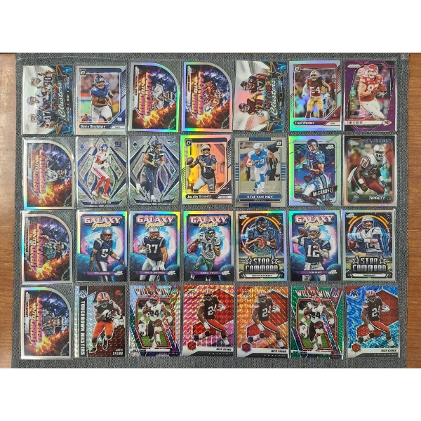 Large Lot of 28 Asstd Veteran Parallel Football Trading Cards- Near Mint - Gronkowski, Kelce & More!