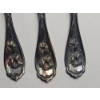 Image 2 : (6) Vintage W.M Rogers Silverplated Spoons In Carnation Pattern - Total Weight: 133.6g