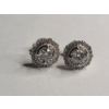 Image 1 : Elegant Pair Of 10K White Gold Stud Earrings - Weight: 1.8g