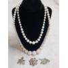 Image 1 : 5 Pieces of Assorted Costume Jewelry
