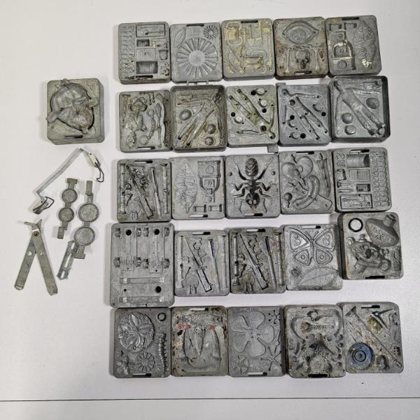 Massive Collection of Vintage Mattel Thingmaker Metal Molds