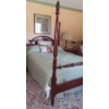 Image 4 : Fantastic Vintage 4 Post Mahogany Bed (Double Size) In Superior Cond'tn - Incl Mattress & Bedspread