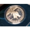 Image 7 : 1992 United States Mint Columbus Quincentenary Coin Set Featuring 90% Silver Dollar & Com Half!