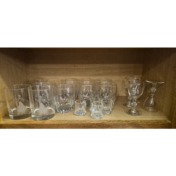 Kitchen Glassware - Assorted Shelf Of Glasses As Shown