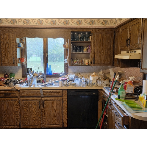 *Pick Up At Louisville Home - No Shipping Available* Contents Of Kitchen Cabinets & Countertop. Incl