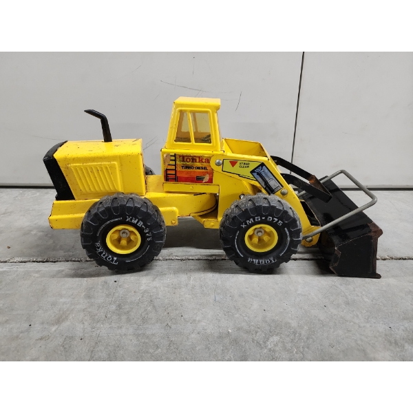 Vintage Metal Tonka Turbo Diesel Front End Loader - Excellent Condition! 