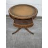 Image 2 : Beautiful 26''x26'' Round Wood Vintage Table With Drawer