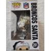 Image 5 : Funko Pop! Football #201 - Denver Broncos Santa - NFL Licensed - Fanatics Exclusive Edition