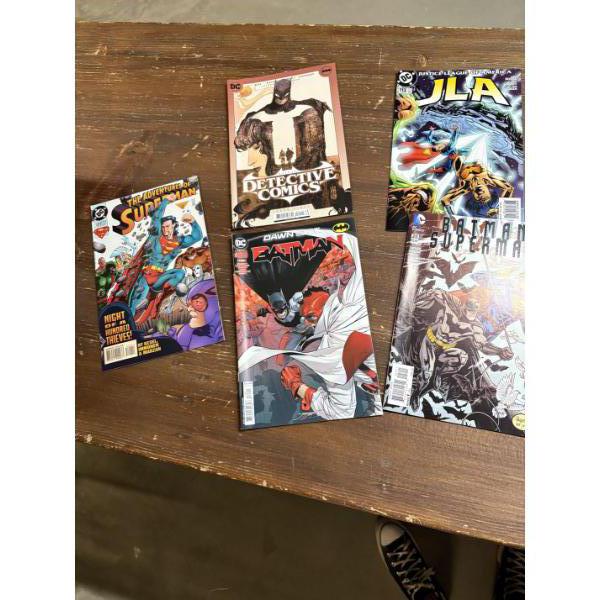 Batman & Superman Comic Books - Set of 5 Comics - JLA - DC Comics - Dawn of DC