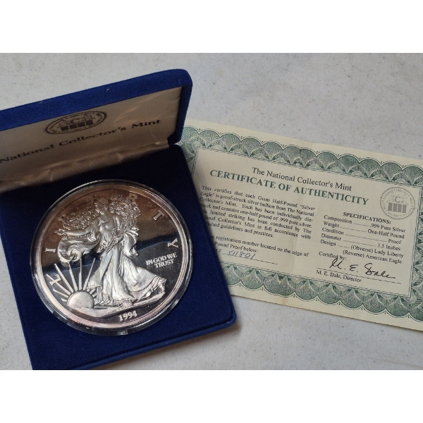 HUGE  United States 1994 1/2 Lb (7.98 Troy Oz) Cameo Proof .999 Silver Eagle In Collector Case w COA