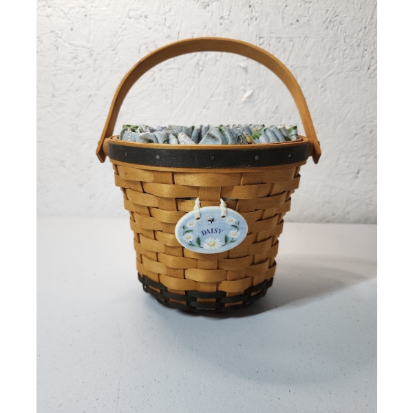Longaberger 1999 May Series Daisy Basket with Fabric and Plastic Liner - Excellent Condition! 