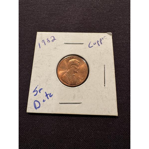 1982 United States Lincoln Copper Penny - Small Date - Mint Condition