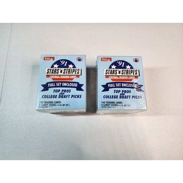 x2 1991 Fleer Stars 'n Stripes Football Trading Card Packs - Both Sealed