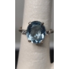 Image 2 : 14K White Gold Ring With Beautiful Blue & White Stones Weighing 4 Grams