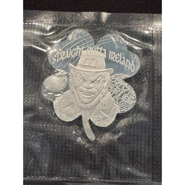Four Leaf Clover Straight Out Of Ireland .999 Fine Pure Silver Troy Ounce With Bonus Sticker - Seale