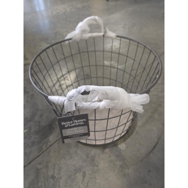 Brand New Stylish Better Homes & Gardens 16.54''x 14.57'' Dark Zinc Finish Decorative Wire Basket Wi