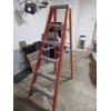 Image 3 : Like New Six Foot Fiberglass Ladder