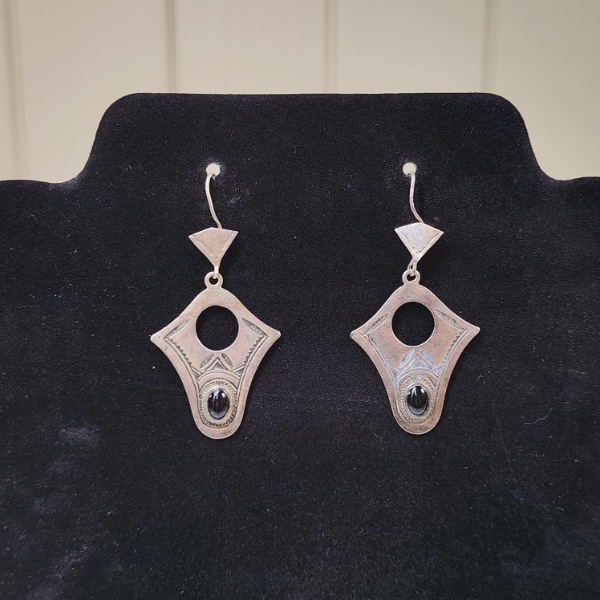Sterling Silver Tuareg-Style Onyx Dangle Earrings - Total Weight: 9.1g
