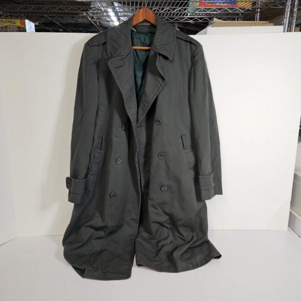 Vintage U.S. Army AG-44 Wool Gabardine Double-Breasted Overcoat/Trench Coat