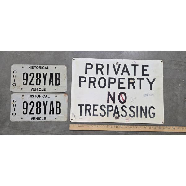 Heavy Vintage 20''x14'' Metal Private Property Sign And Historical License Plate Set
