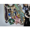 Image 5 : Large Assortment of Costume Jewelry Over 100 Pieces - Including Cosmetic Bag and Jewelry Box
