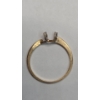 Image 5 : 14K Yellow Gold Plumb Asymmetric Anniversary Ring - Size 7 - Weight: 1.4g
