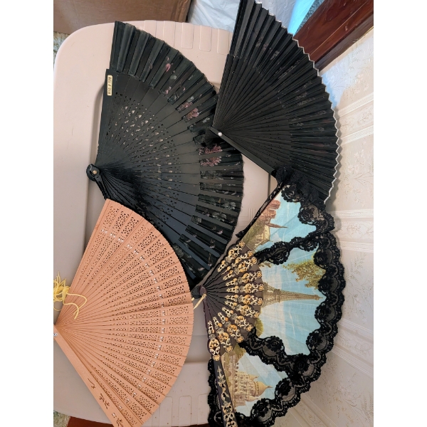 4 Folding Fans, Vintage Gold Tone And Black Enamel Compact Mirror, & Cigarette Case With Lighter.