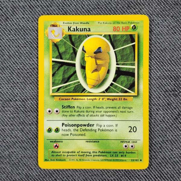 Kakuna 33/102 Uncommon Vintage Base Set Pokemon Trading Card in Near Mint Condition!
