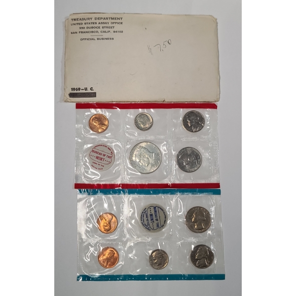 U.S Mint 1969 Uncirculated Coin Set Featuring 1969 40% Silver Kennedy Half Dollar 
