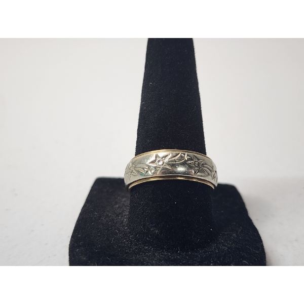 Vintage Keepsake 14K Two-Tone Gold Engraved Wedding Ring - Size 8 - Total Weight: 7.0g