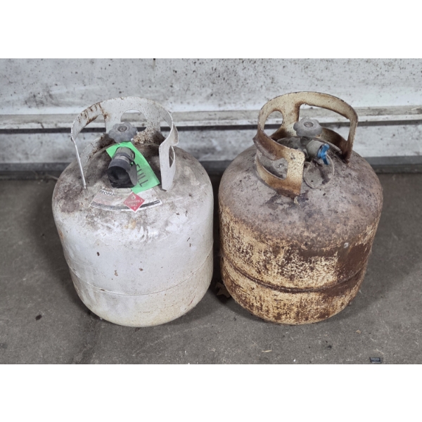 Pick Up Off Site- 115 Ely St. Alliance Oh. 2 Full Sized Propane Tanks In Good Condition