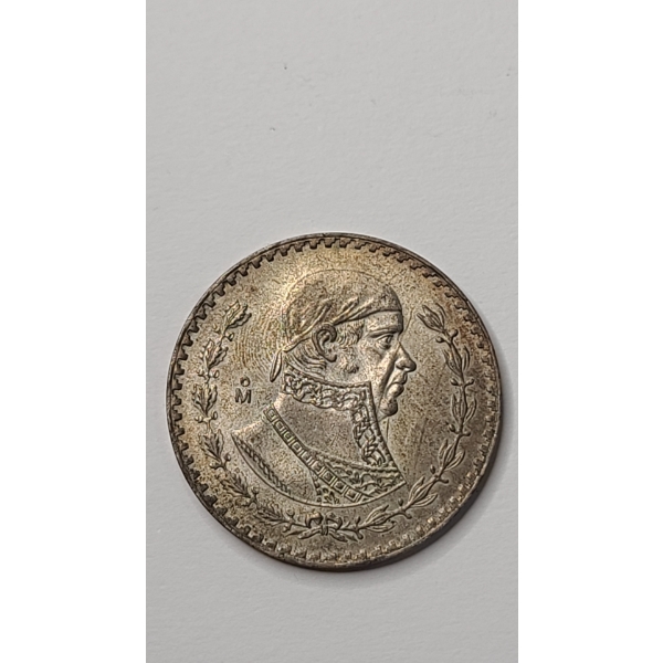 1957 Un Peso Mexican 10% Silver Coin - ASW: 0.0514oz