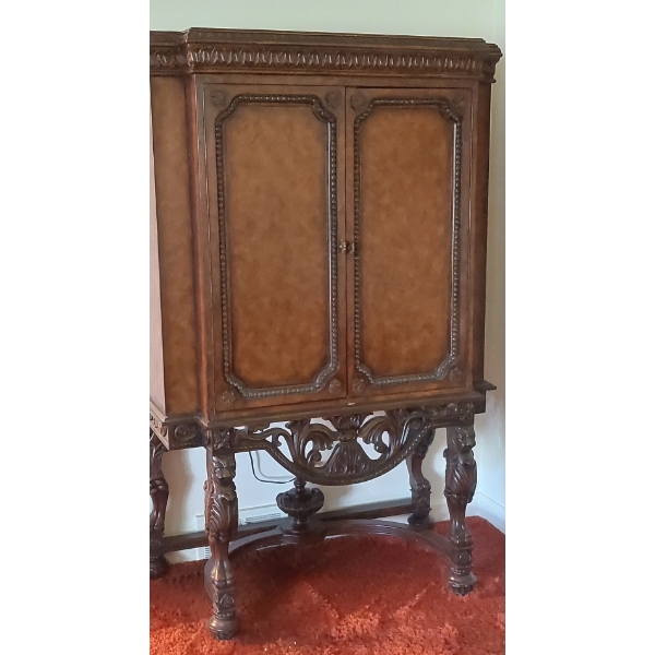 Superb High End Carved Mahogany High Upright China Closet!  Mint Condition - See Pictures