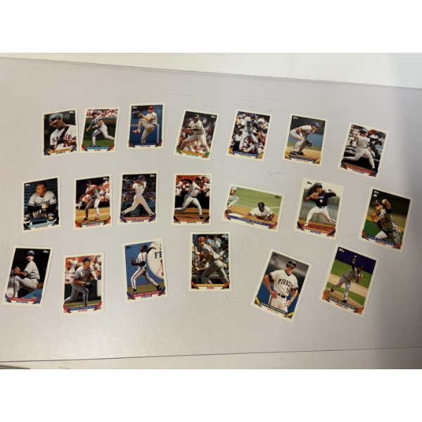 1993 Topps Baseball Cards (1-825, completed 9-6-93) - Includes Mike Matthews - Rich Monteleone 