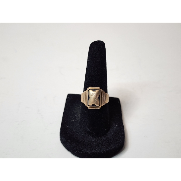 10K Gold Ring Total Weight 5.3g Size 6.5