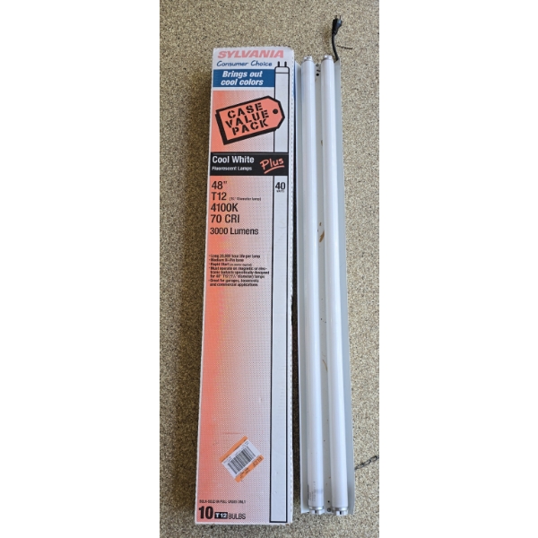 Plug-In Fluorescent Shop Light with 10 T12 Bulbs