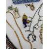 Image 4 : Jewelry Box Filled with Gorgeous Costume Jewelry - Necklaces - Earrings - Bracelets - Beautiful Pen 