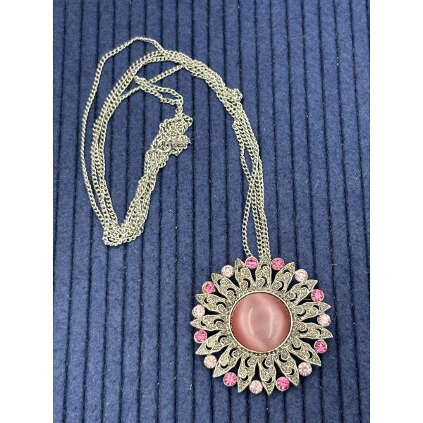 Gorgeous Pendant Necklace with Pink Tones - Costume Jewelry 
