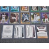 Image 7 : 14 Assorted Near Mint Baseball Trading Cards Including 3 Autographs