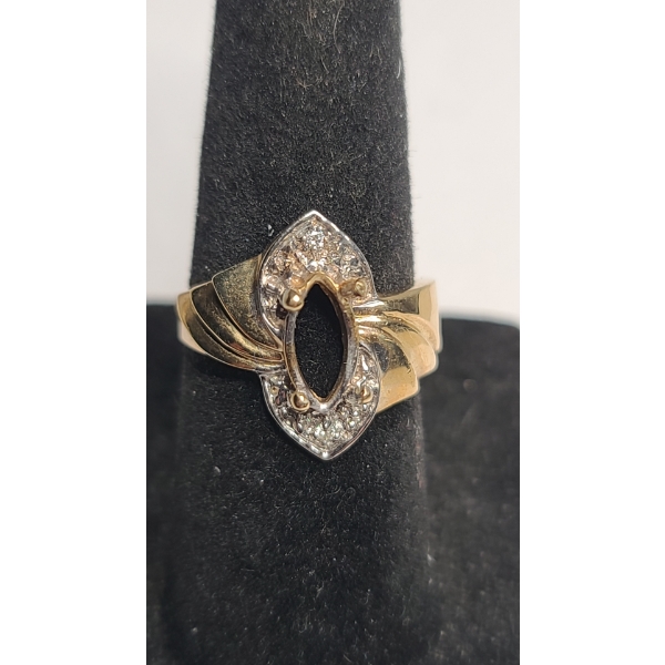 10K Yellow Gold Marquise Setting Engagement Ring - Size 5 - Weight: 4.7g
