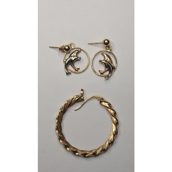 Pair Of 14K Yellow Gold Dolpin Earrings & 14K Gold Single Twisted Hoop Earring - Total Weight: 1.8g