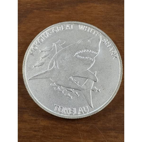 2015 Queen Elizabeth Shark .999 Fine Silver Troy Oz Coin - Mint